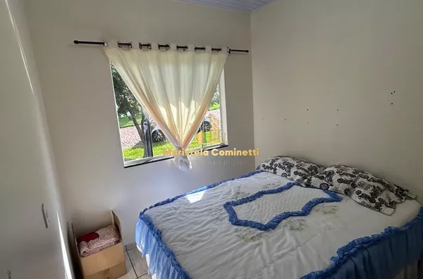 VENDE-SE CASA APTA PARA FINANCIAR NO LOTEAMENTO PASSO FUNDO