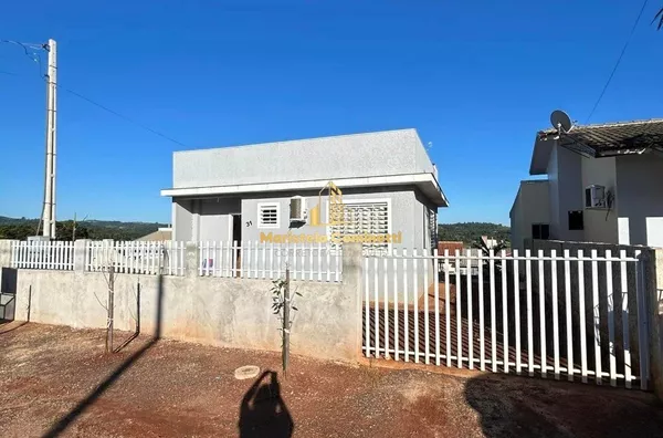VENDE-SE CASA APTA PARA FINANCIAR NO BAIRRO PRINCESA ISABEL.
