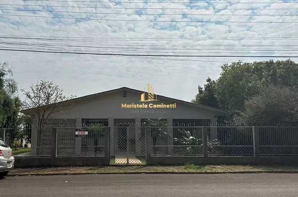 Casa incrível no Centro de Santo Antônio do Sudoeste