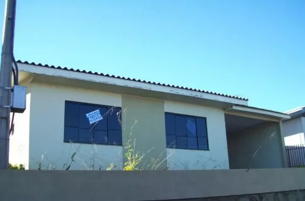 LOCAÇÃO: CASA NO BAIRRO SÃO FRANCISCO