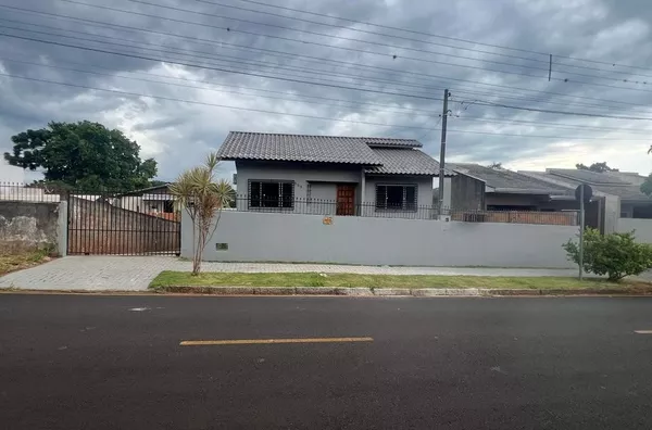VENDA: CASA NO BAIRRO MORUMBI 