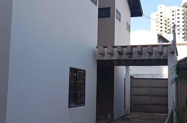 Casa - Bairro Medicina