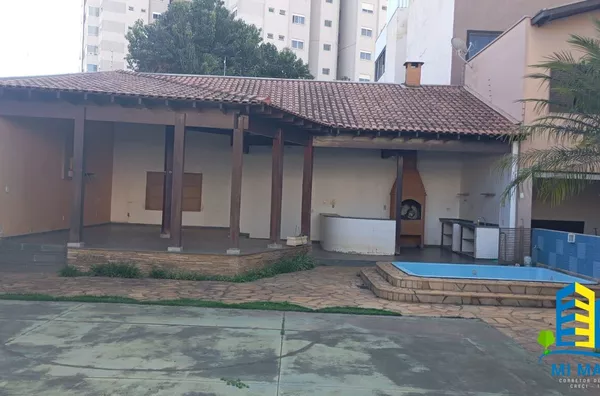 Casa - Bairro Medicina