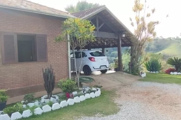 Chácara á venda,  Canta Galo, Pouso Alegre
