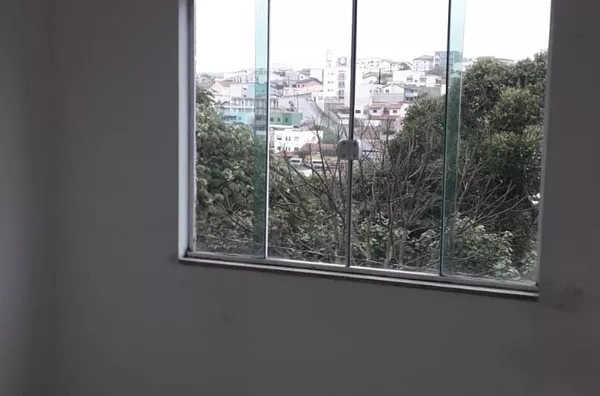 Apartamento - Bairro Monte Carlo