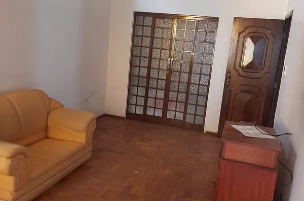 Casa à venda, Centro, Pouso Alegre