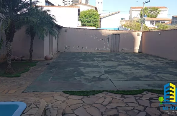 Casa - Bairro Medicina