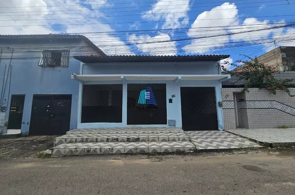 VENDE-SE: ÓTIMA CASA NA RUA 737, Nº 241, CONJUNTO CEARÁ