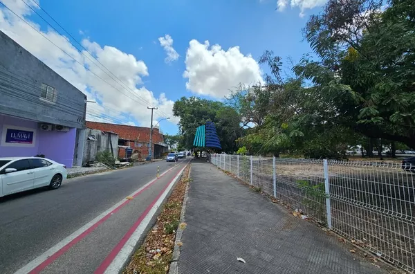 VENDE-SE: TERRENO RUA LAURO VIEIRA CHAVE, S/N, VILA UNIÃO