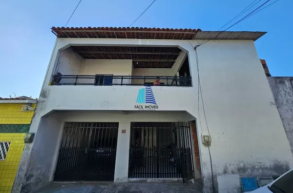 VENDE-SE: CASA RUA 1050, Nº: 80, CONJUNTO CEARÁ