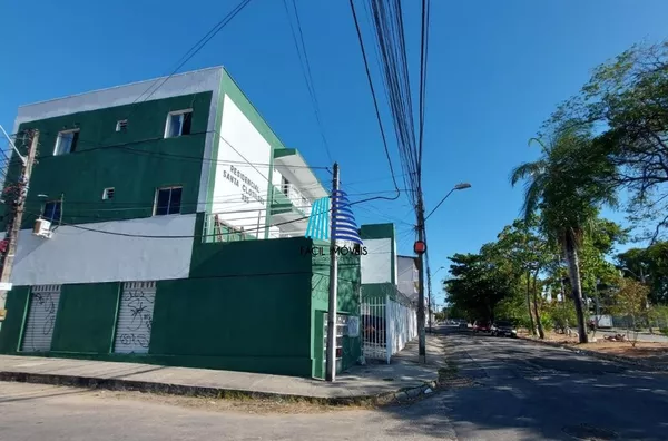 RESIDENCIAL SANTA CLOTILDES APTO 201