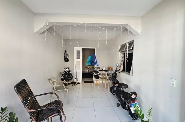 VENDE-SE: CASA RUA 1050, Nº: 80, CONJUNTO CEARÁ