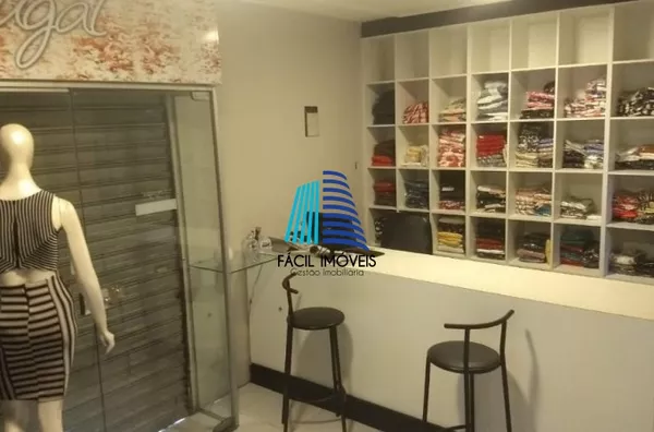 PÁTIO COMERCIAL E LOJA - RUA SEIXAS CORREIA N°: 310, PARANGABA