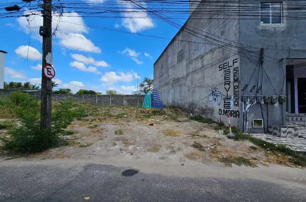 VENDE-SE: TERRENO RUA LAURO VIEIRA CHAVE, S/N, VILA UNIÃO