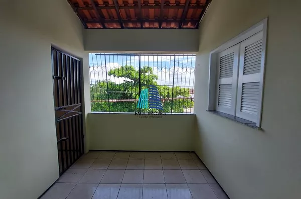 RESIDENCIAL MELO APTO/CASA 06