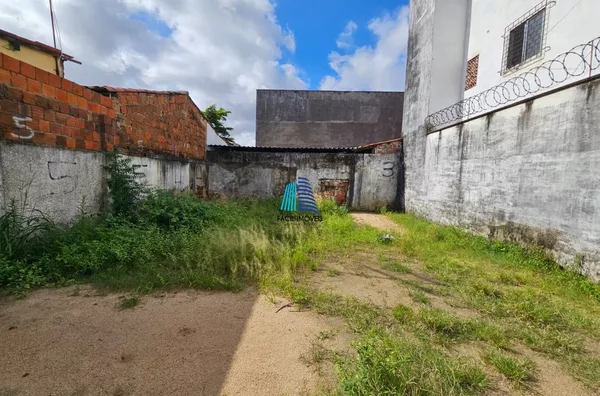 TERRENO AVENIDA ALANIS MARIA LAURINDO, Nº 1425 - CONJUNTO CEARÁ