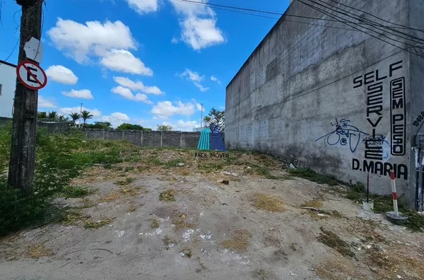 VENDE-SE: TERRENO RUA LAURO VIEIRA CHAVE, S/N, VILA UNIÃO