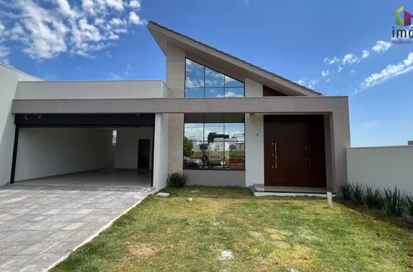 Casa de Alvenaria em Construção no Bairro Cadorin, Loteamento Pôr do Sol