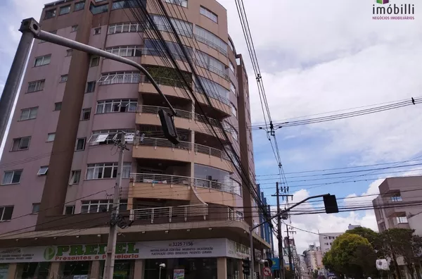  Apartamento 102 Edifício Fernandes Varaschim  no Centro