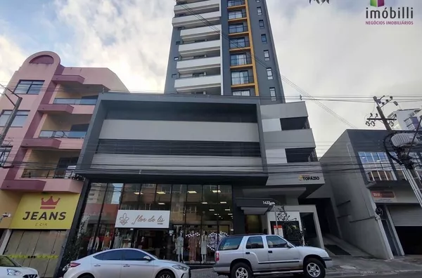Apartamento 303  Edifício Topázio
