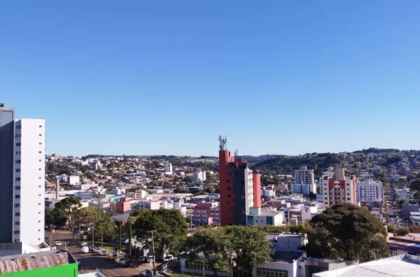 Apartamento para locação no Ed. José Antônio