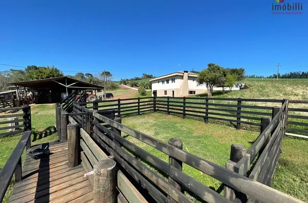 Área de terra para venda com casa, mangueira p/ 180 cabeças, em  Mariópolis