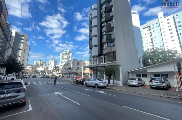 Sala comercial para venda na esquina da Prefeitura Municipal,  Centro, Pato Branco
