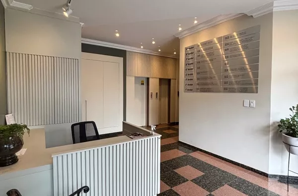 Sala comercial para alugar no Ed. Caramuru Center, sendo oitavo andar,  Centro, Pato Branco