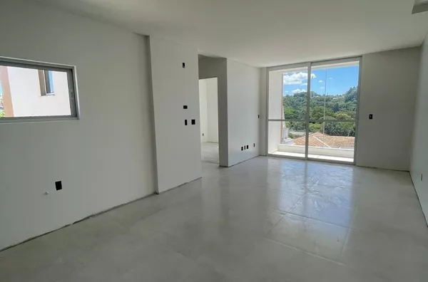 Apartamento 504 Ed. Araucária