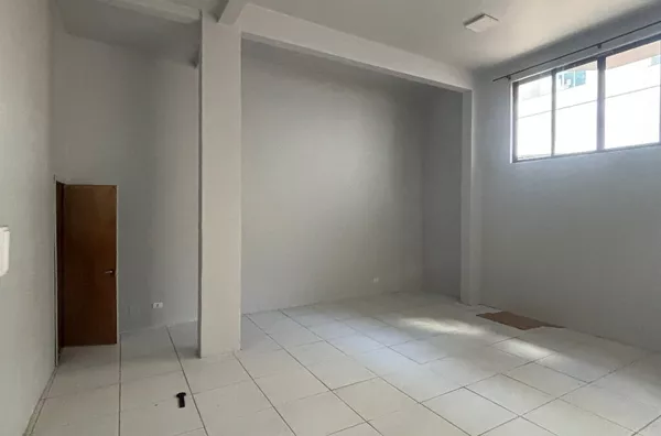 Sala Comercial Rua Tamoio - Centro