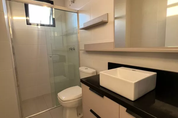 Box em vidro e móveis sob medida