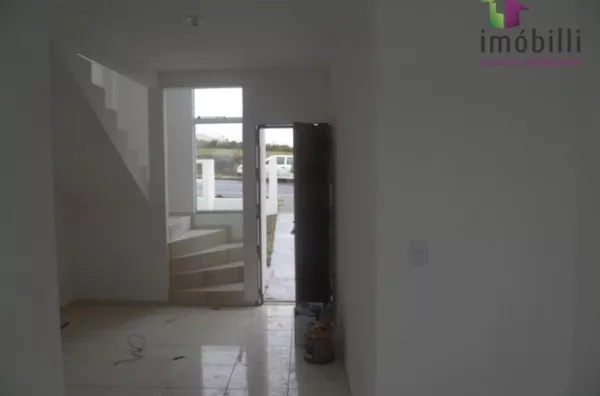 Sobrado com 02 Quartos no bairro Fraron para venda