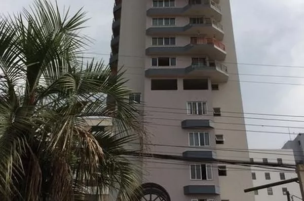 Apartamento 601 Edifício Osvaldo Bukovski sendo 01 Apartamento por andar