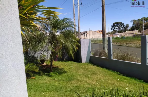 Casa com Piscina no Bairro São Francisco 