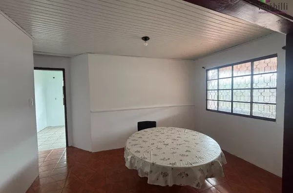Casa com 04 Quartos no Bairro Planalto