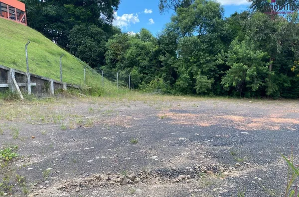 Terreno  para venda, próximo ao Trevo do Patinho.