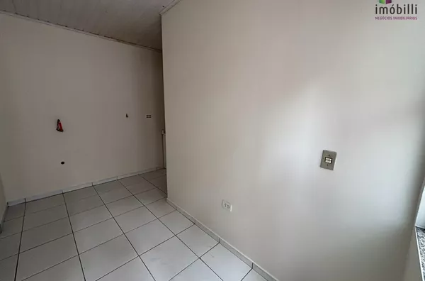 Kitnet 04 Ed. Wittmann - Rua Caramuru, 238 - Centro